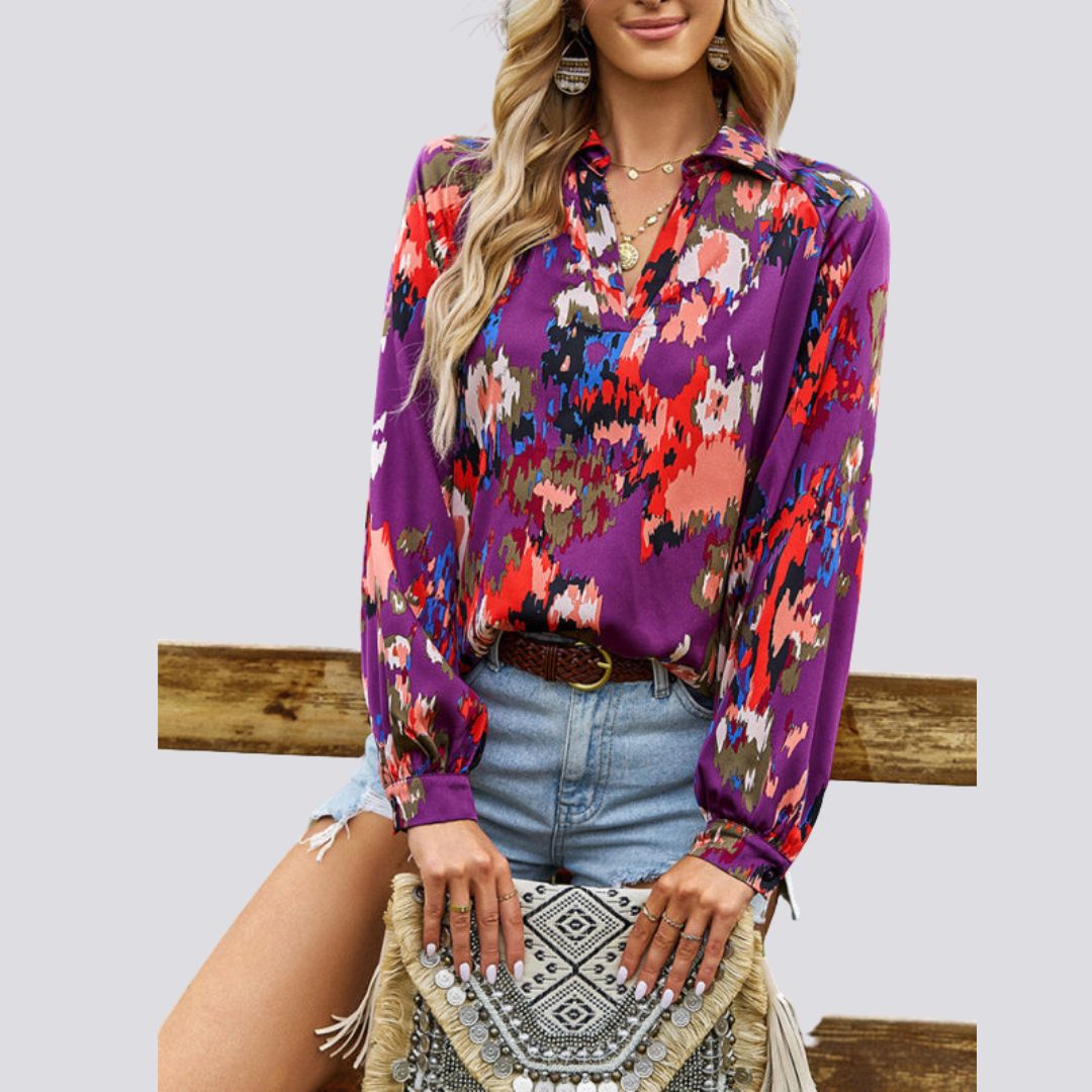 Lola™ V-neck blouse