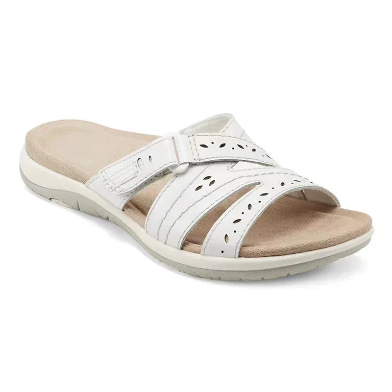 Cora™ Orthopedic Round Toe Buckle Strap Sandal